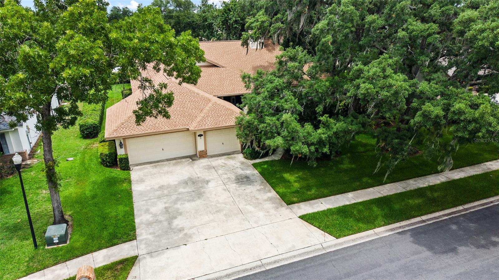 MASON OAKS - Residential