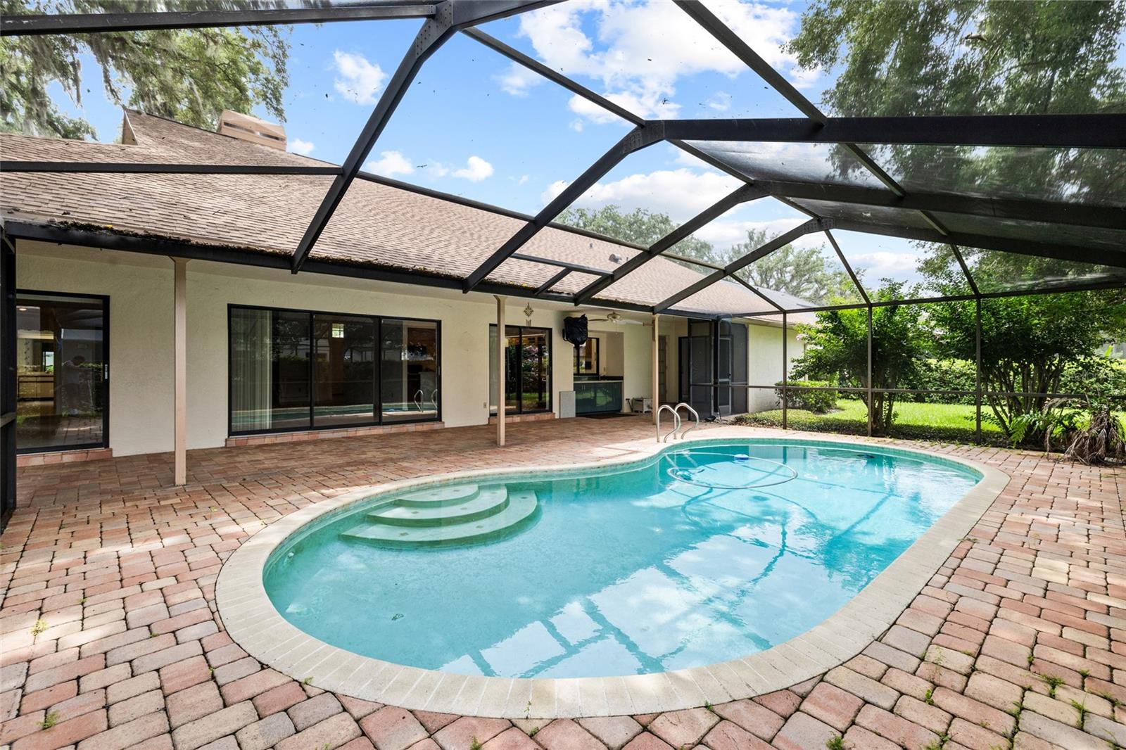 MASON OAKS - Residential