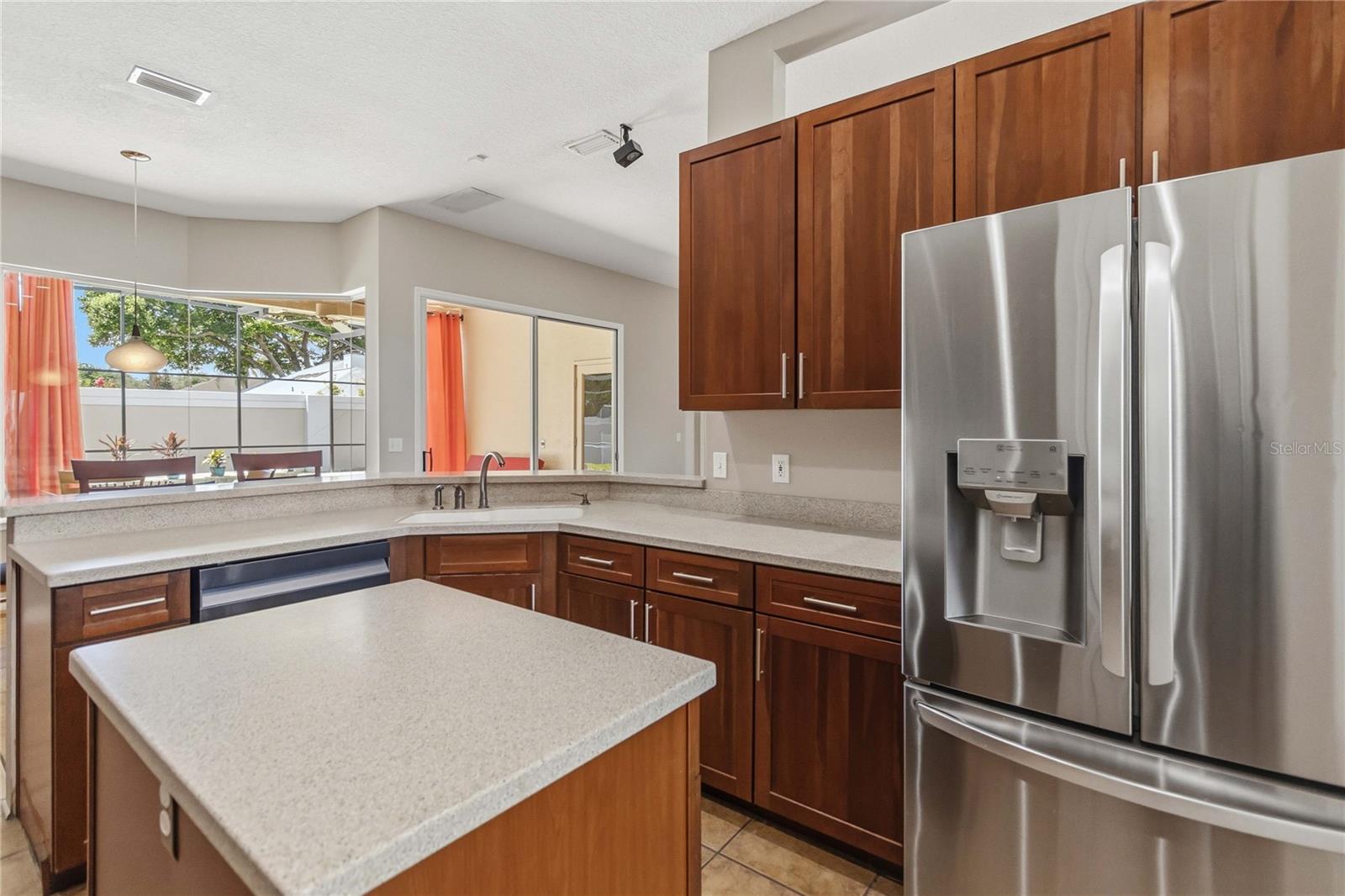 MARBLE HEAD - Residential
