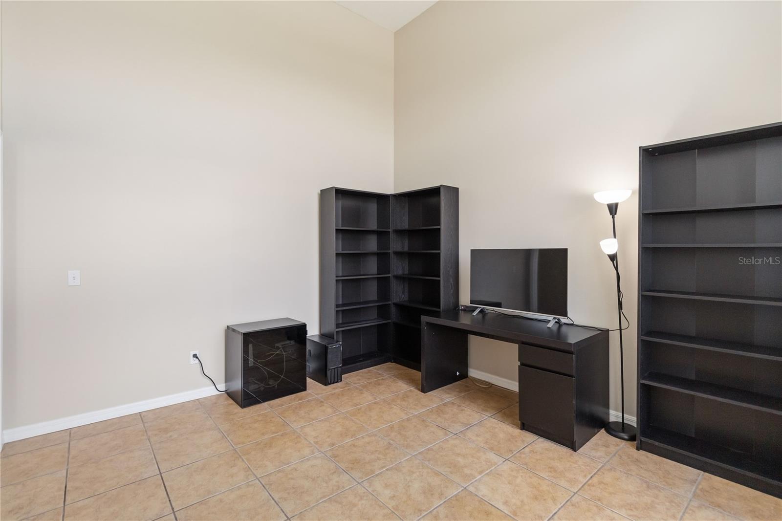 MARBLE HEAD - Residential