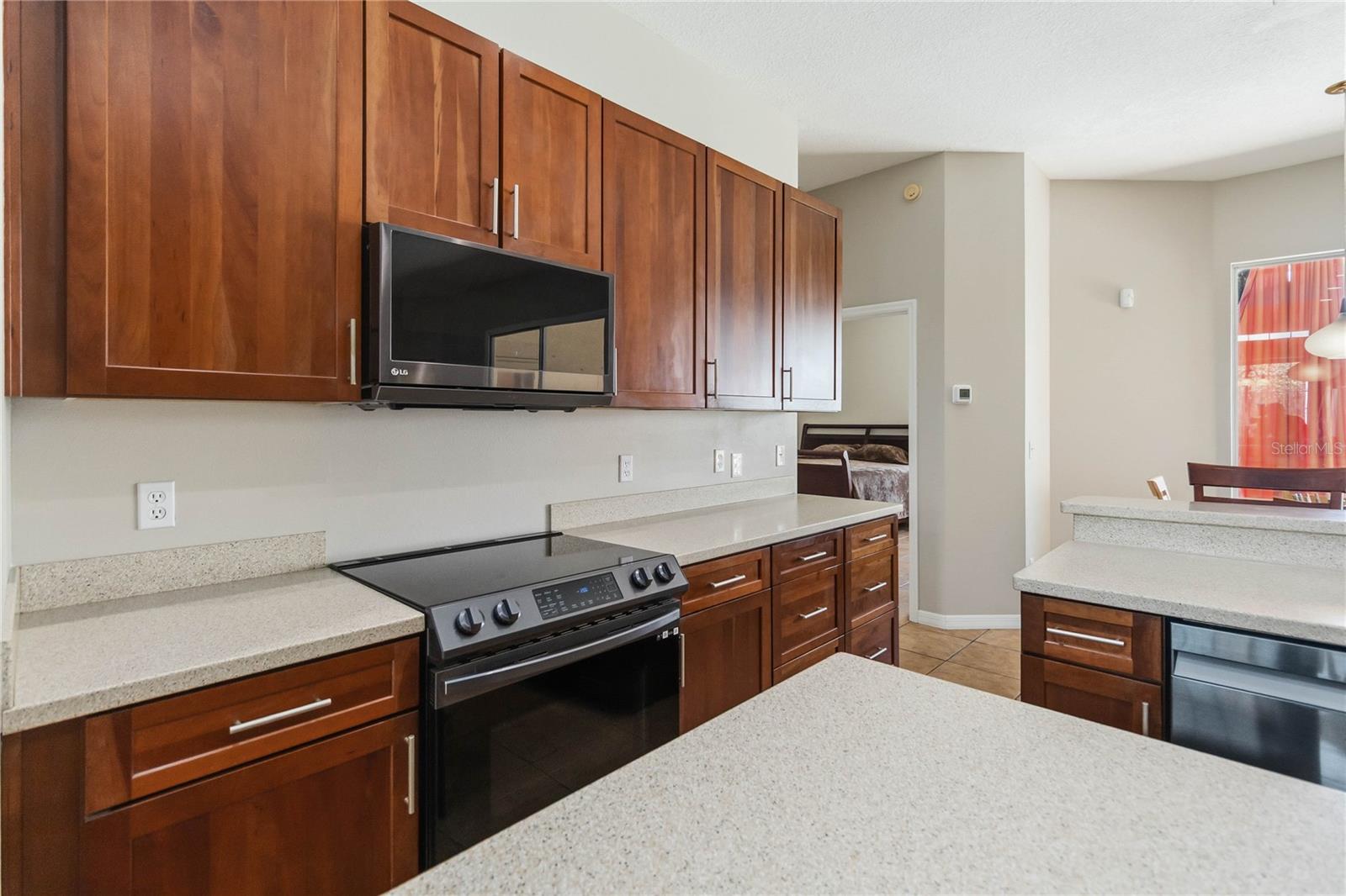 MARBLE HEAD - Residential