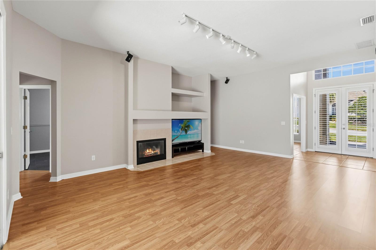 MARBLE HEAD - Residential