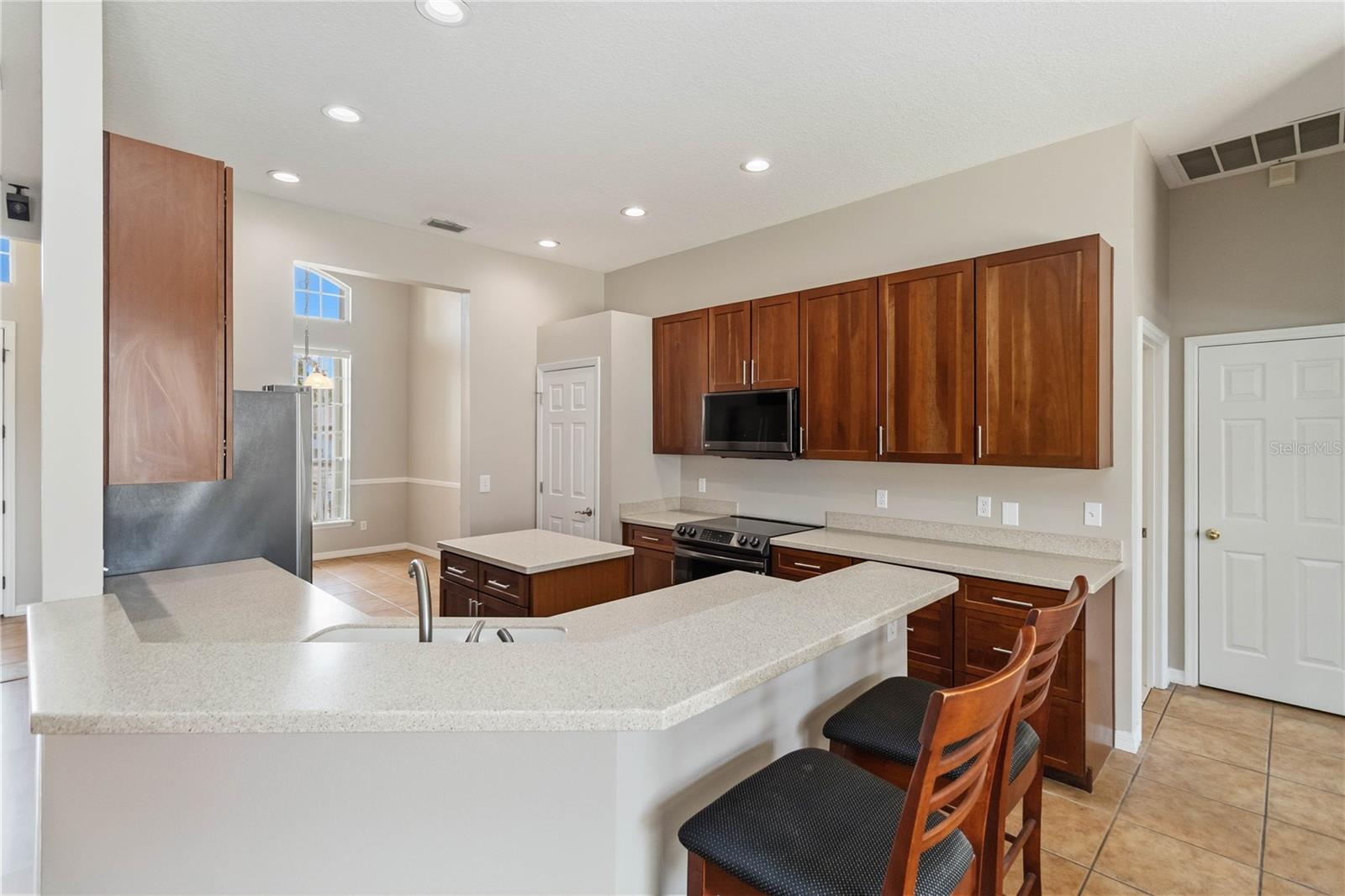 MARBLE HEAD - Residential