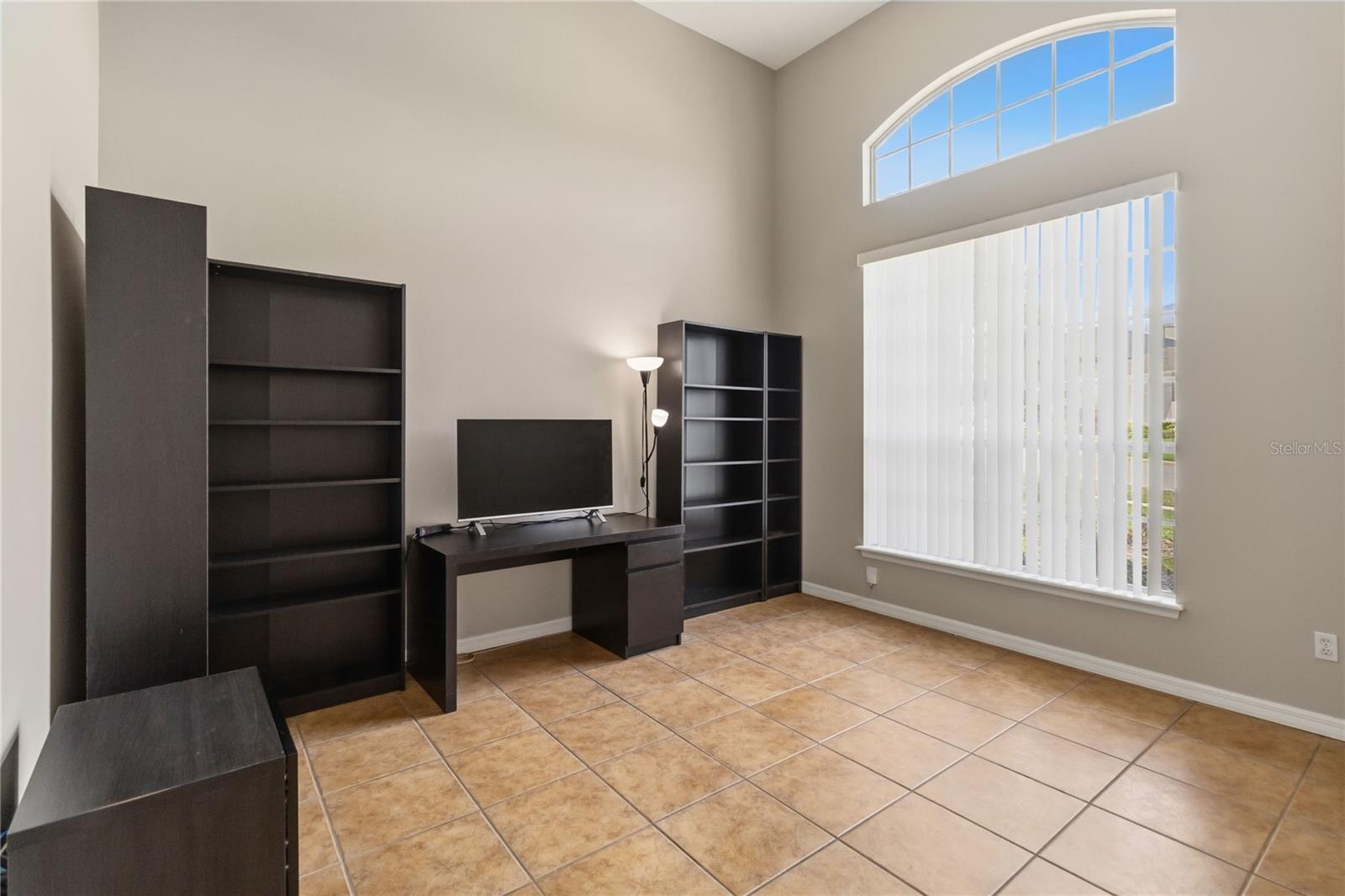 MARBLE HEAD - Residential