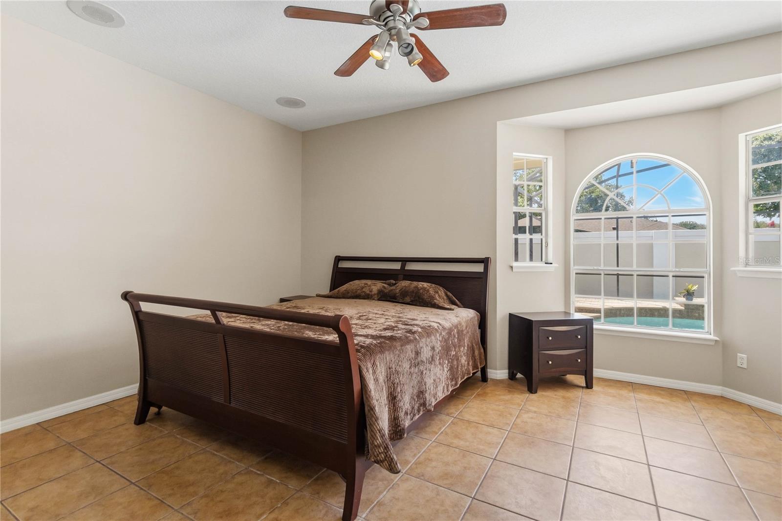 MARBLE HEAD - Residential