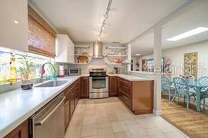 BARNARD ERASTUS A S REV SUB - Residential