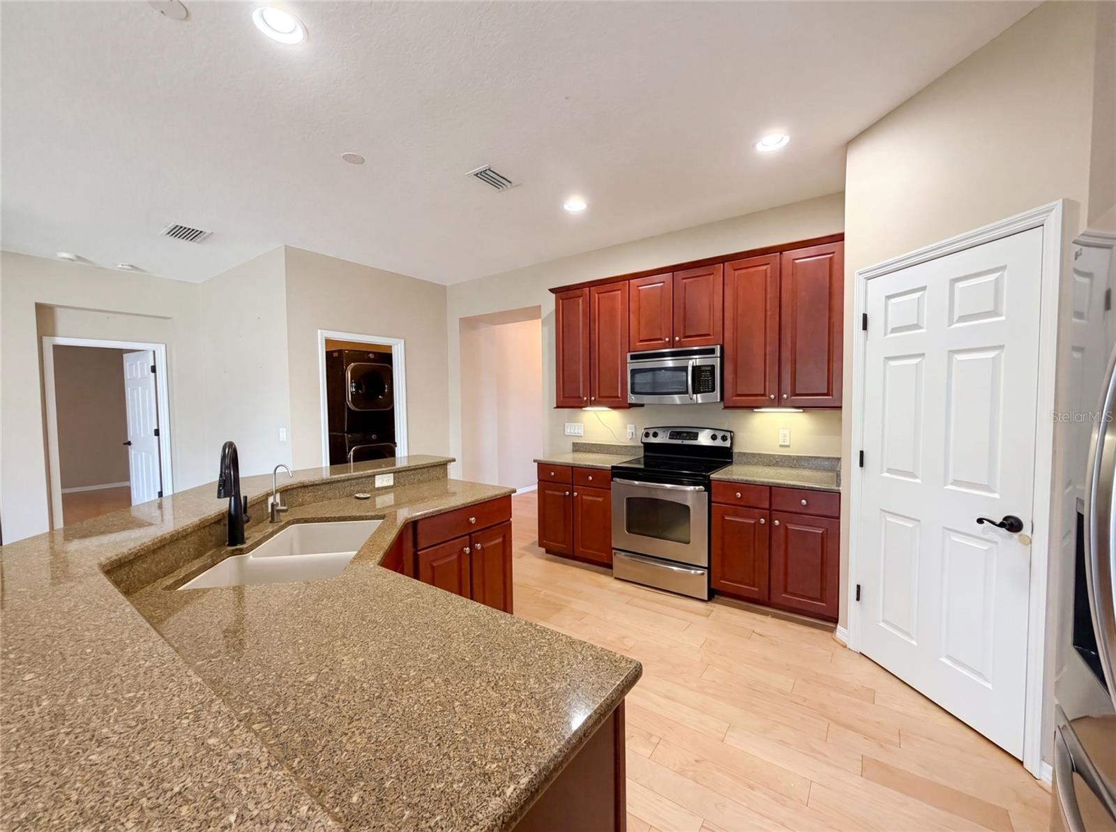 WINDSONG AT LEESBURG - Residential