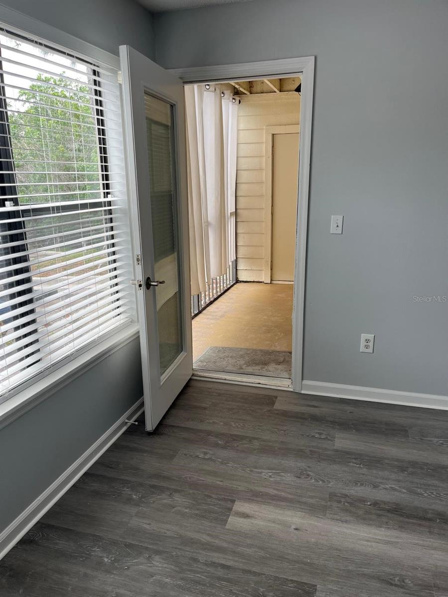 BAYPOINTE PRESERVE CONDO - Residential Lease