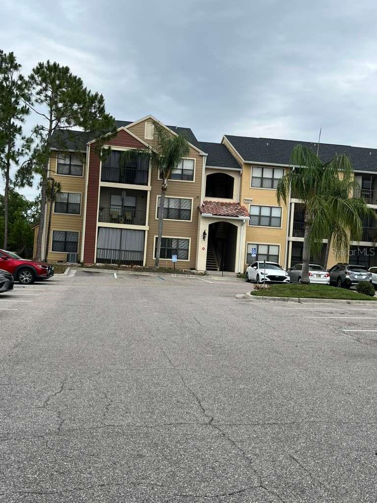 BAYPOINTE PRESERVE CONDO - Residential Lease