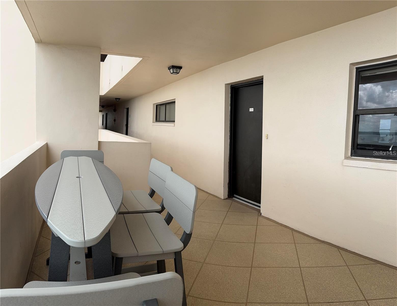 HARBOUR LIGHT TOWERS CONDO - Residential Lease