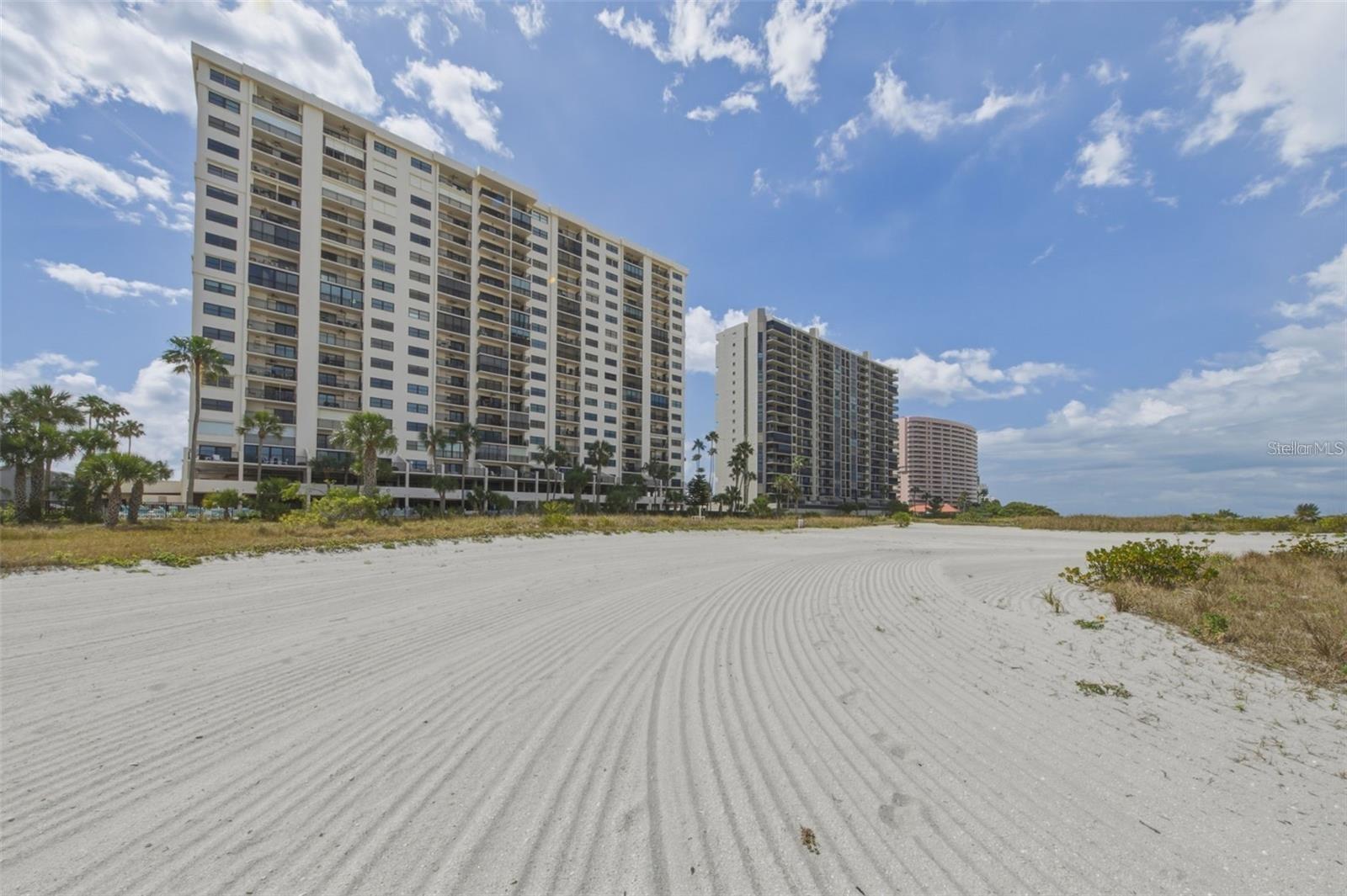 HARBOUR LIGHT TOWERS CONDO - Residential Lease