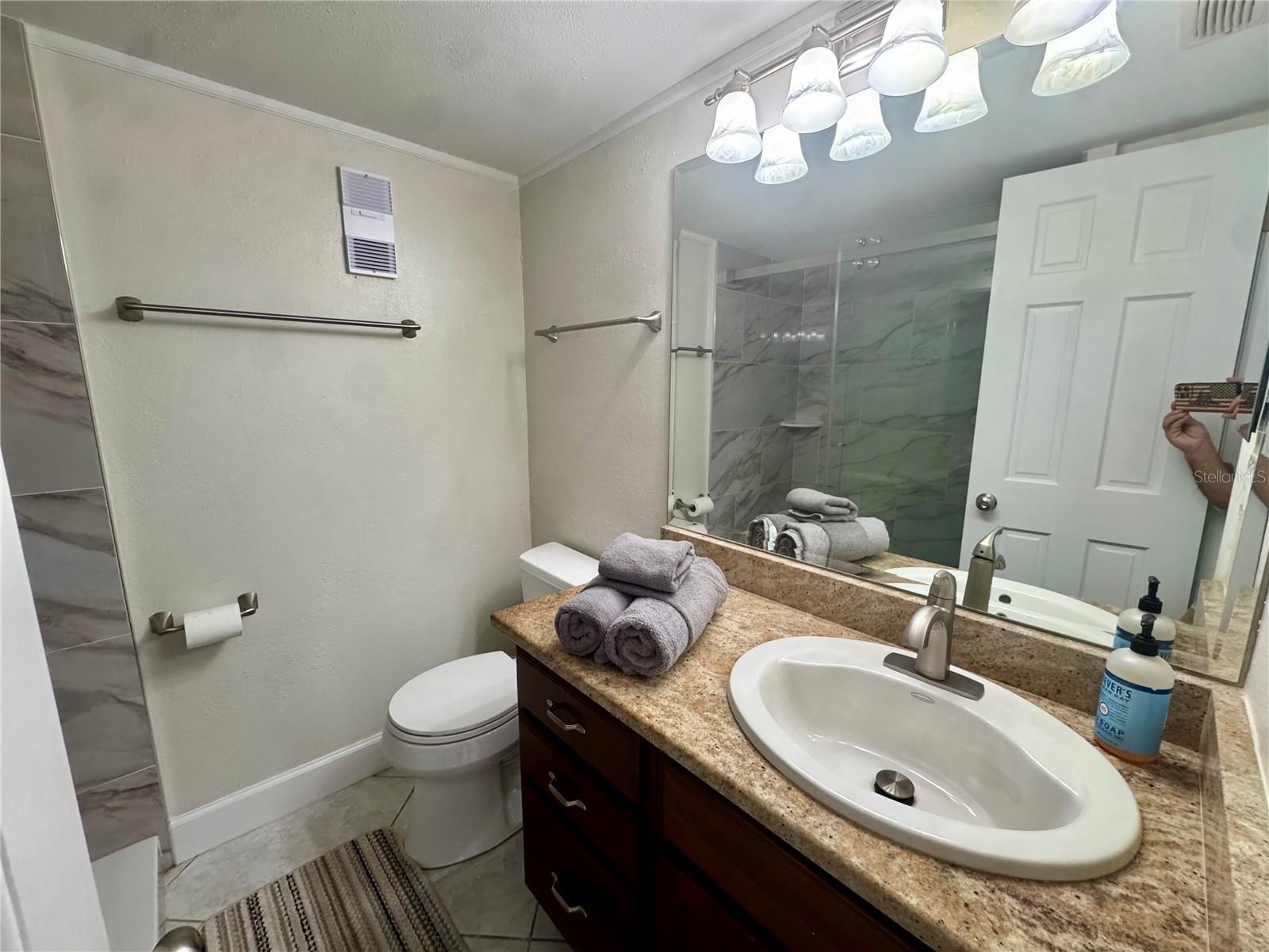 HARBOUR LIGHT TOWERS CONDO - Residential Lease