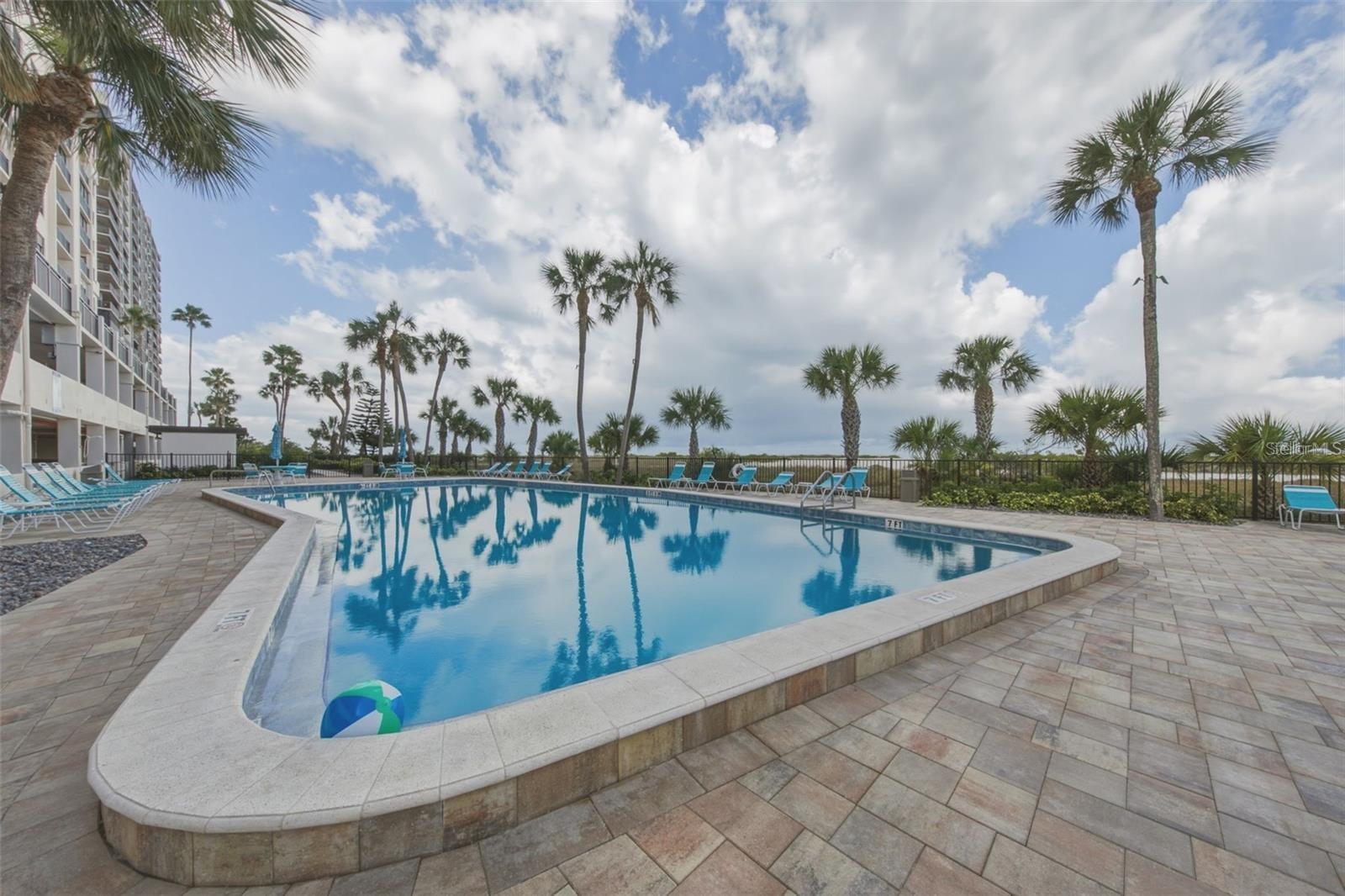 HARBOUR LIGHT TOWERS CONDO - Residential Lease