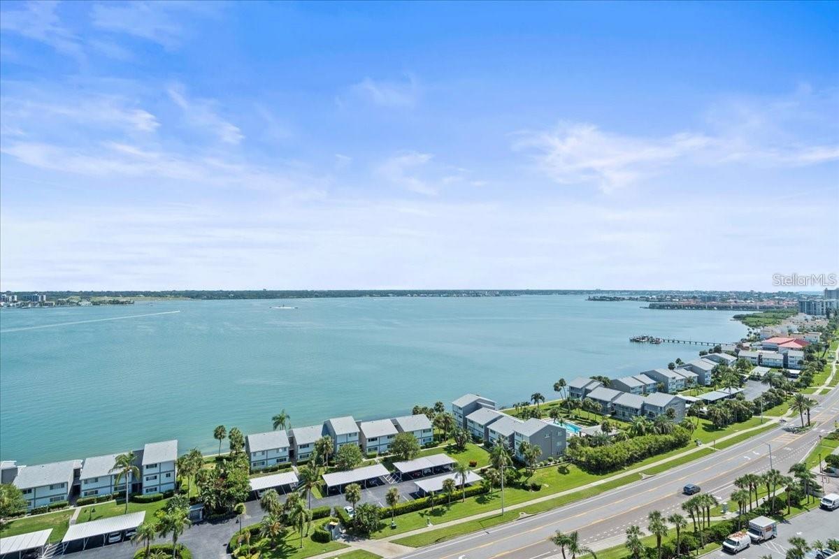 HARBOUR LIGHT TOWERS CONDO - Residential Lease