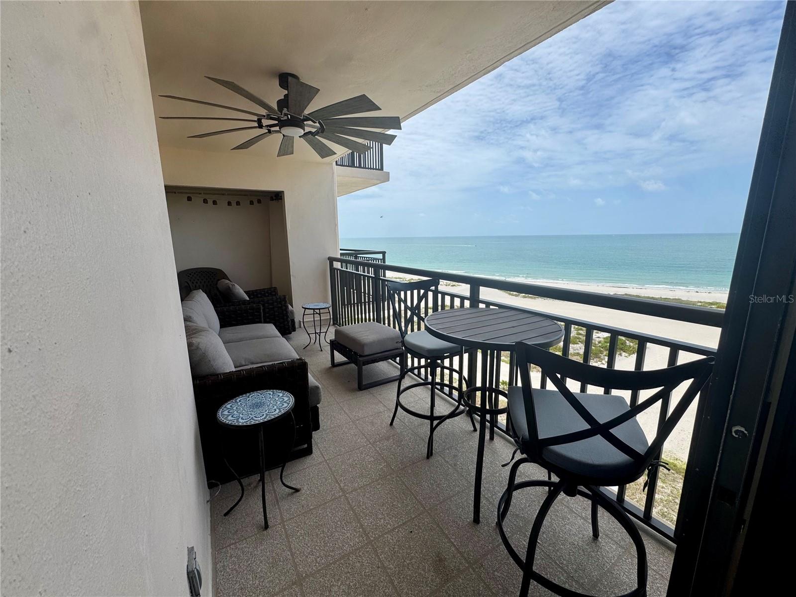 HARBOUR LIGHT TOWERS CONDO - Residential Lease