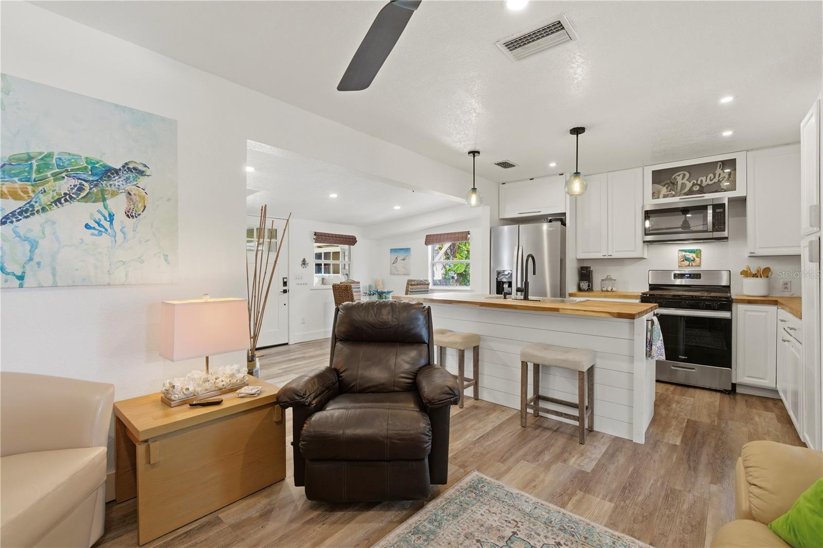 WEEKI WACHEE GARDENS - Residential