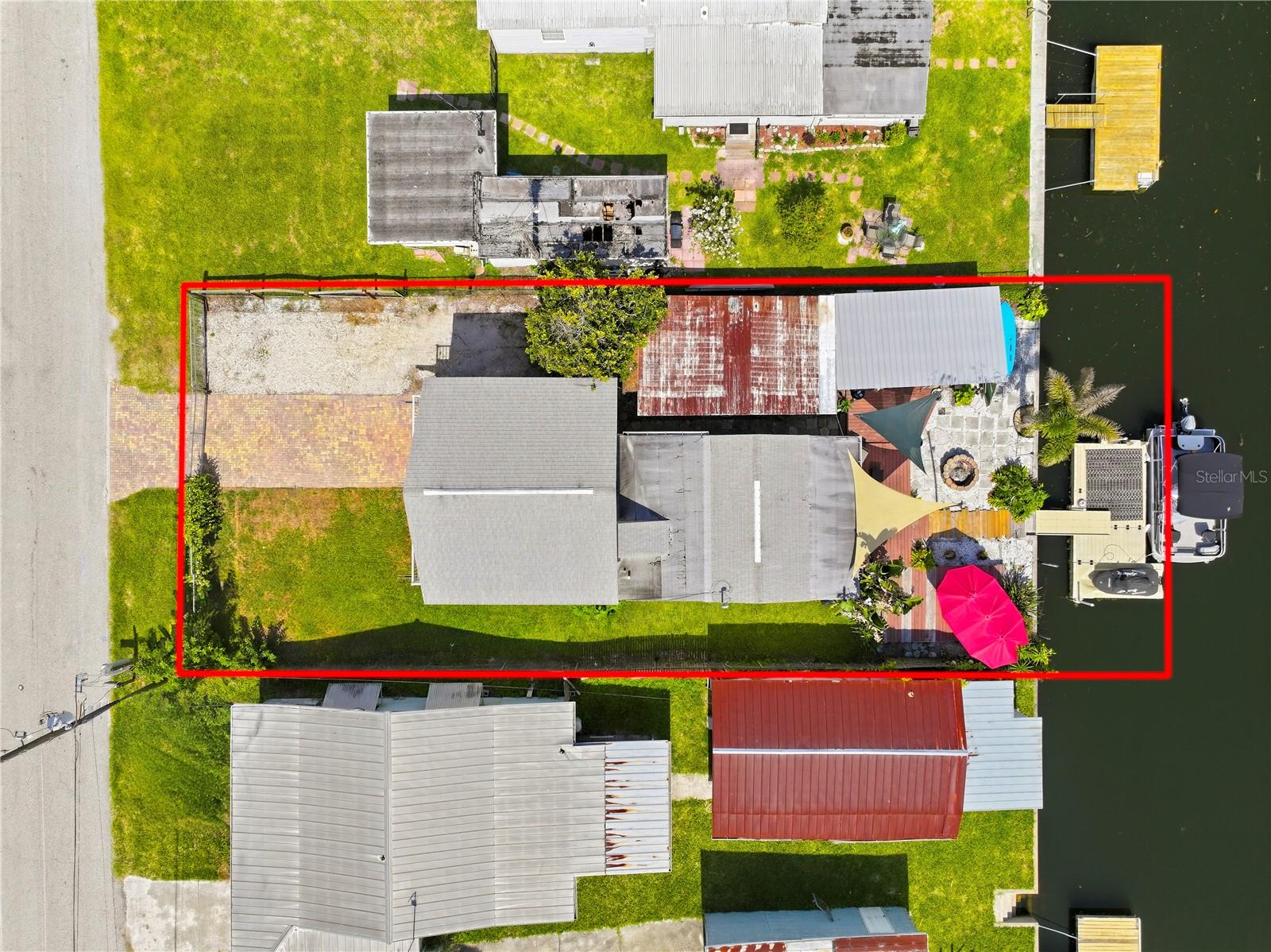 WEEKI WACHEE GARDENS - Residential