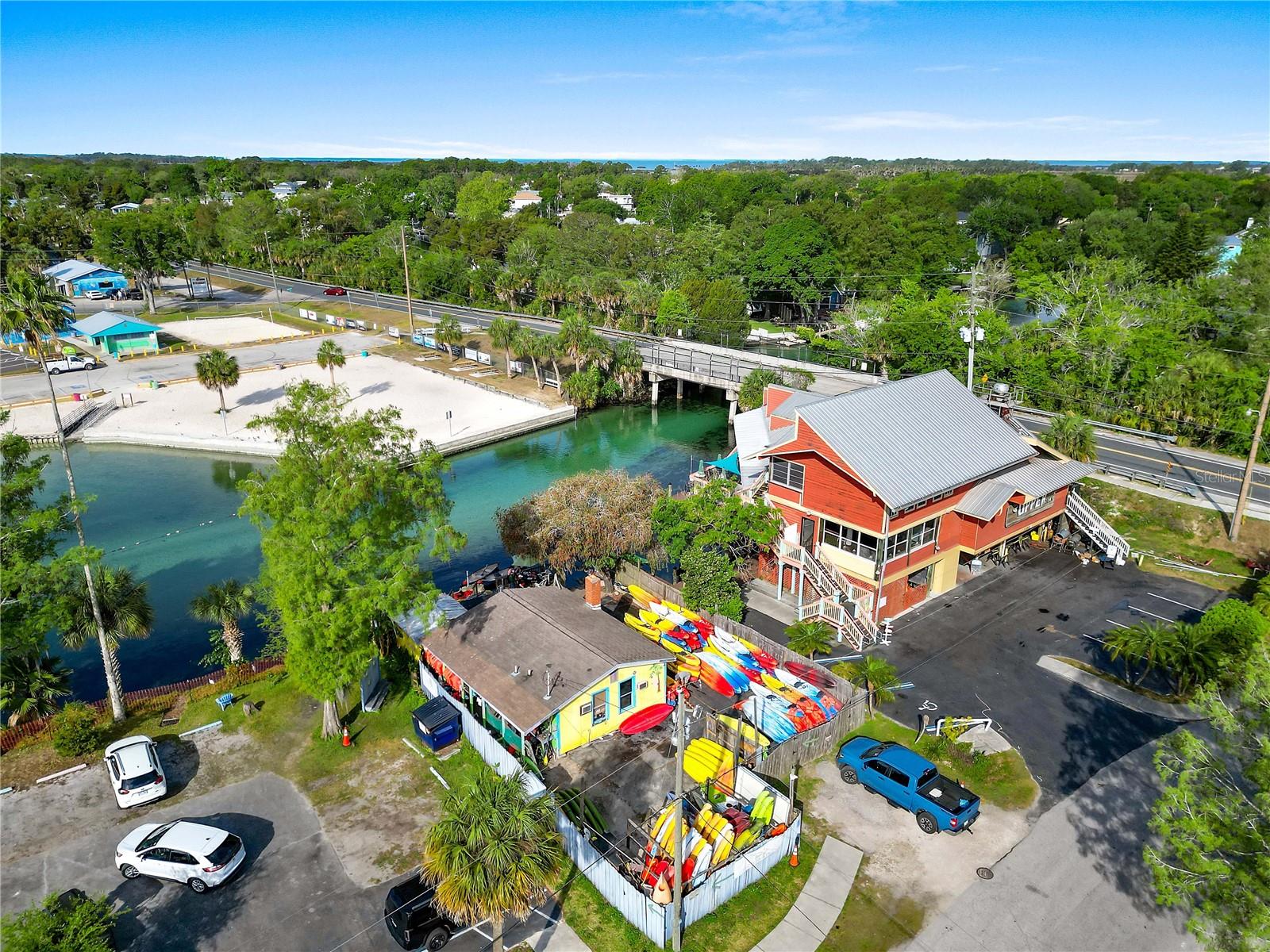 WEEKI WACHEE GARDENS - Residential