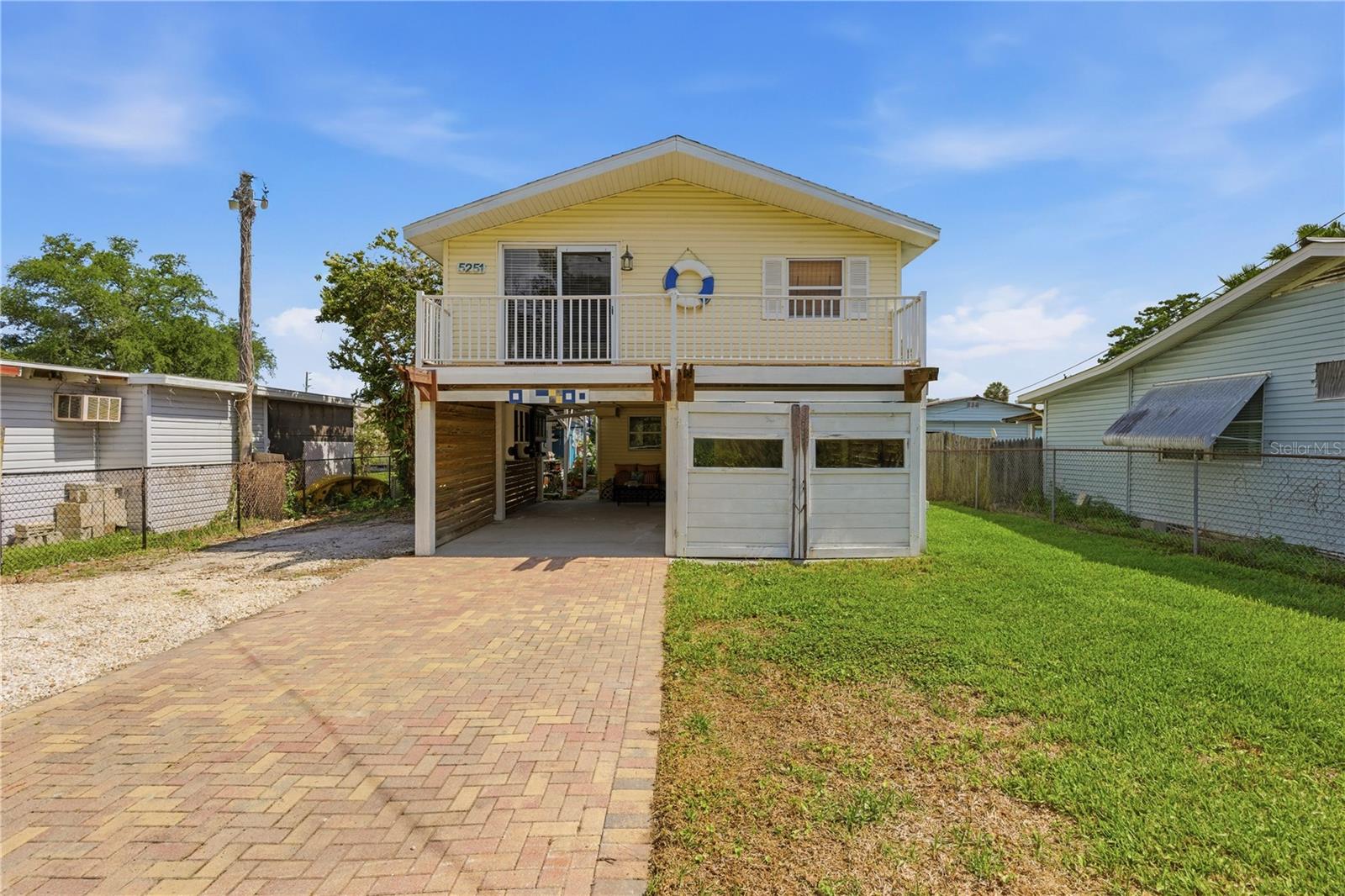 WEEKI WACHEE GARDENS - Residential