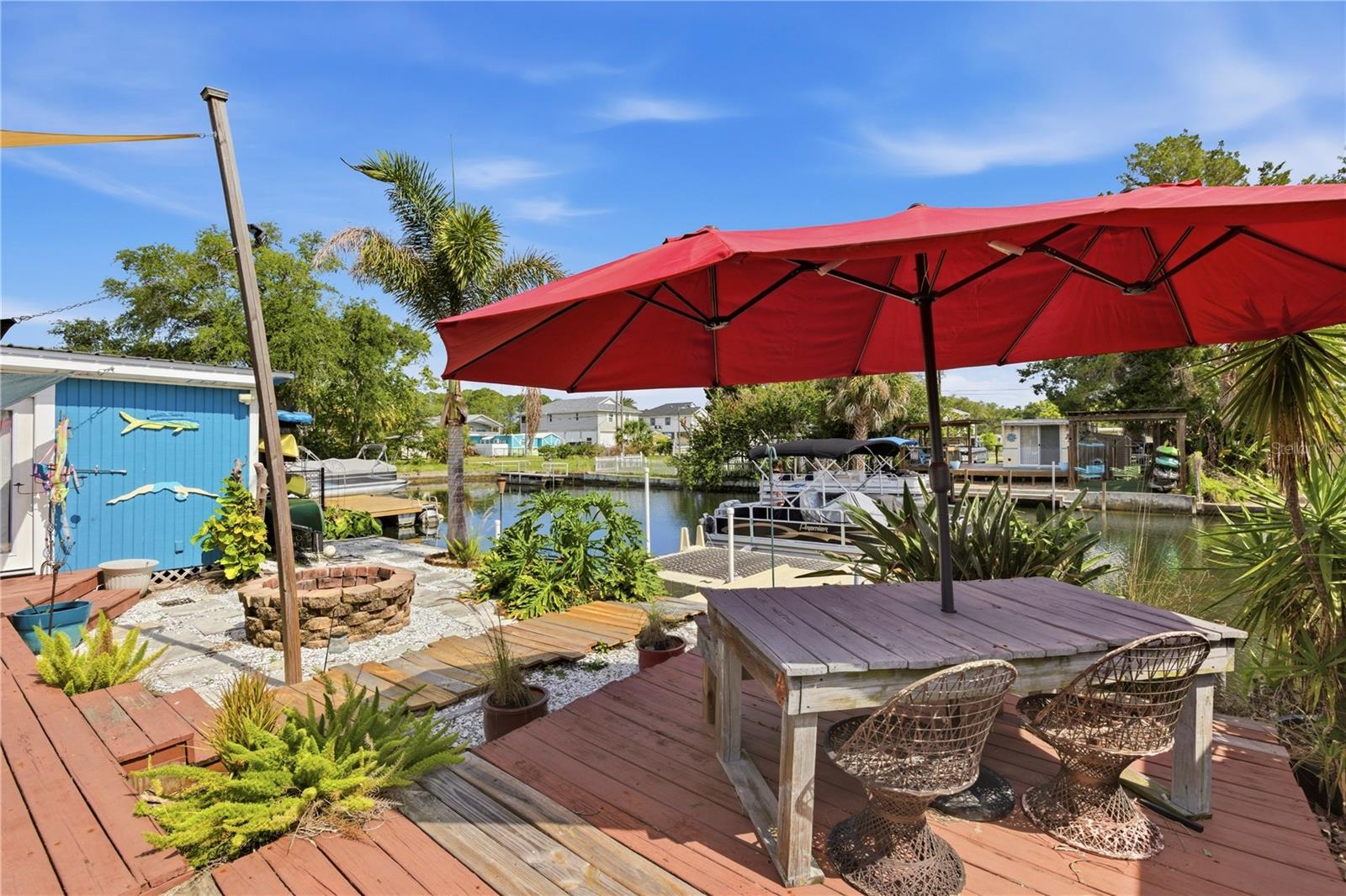 WEEKI WACHEE GARDENS - Residential