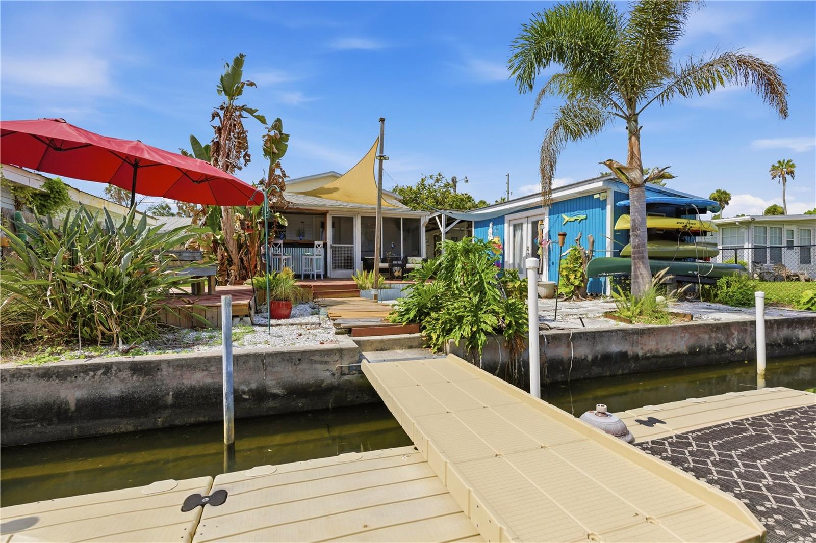 WEEKI WACHEE GARDENS - Residential