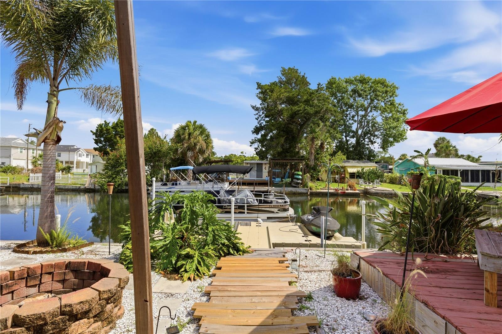 WEEKI WACHEE GARDENS - Residential