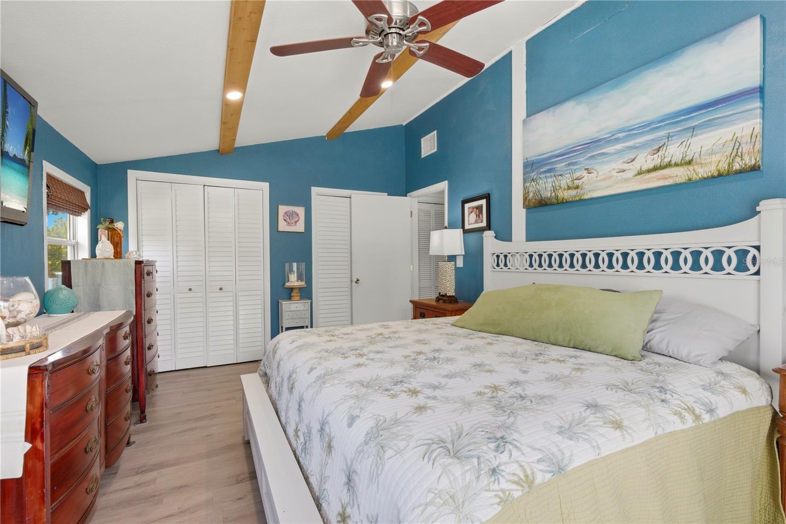 WEEKI WACHEE GARDENS - Residential