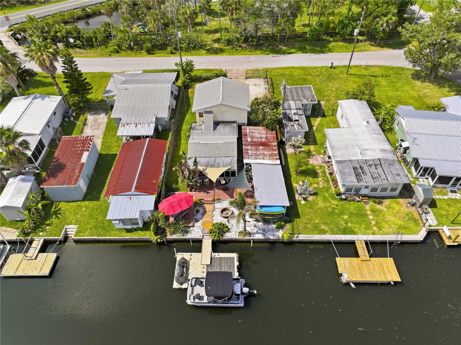 WEEKI WACHEE GARDENS - Residential