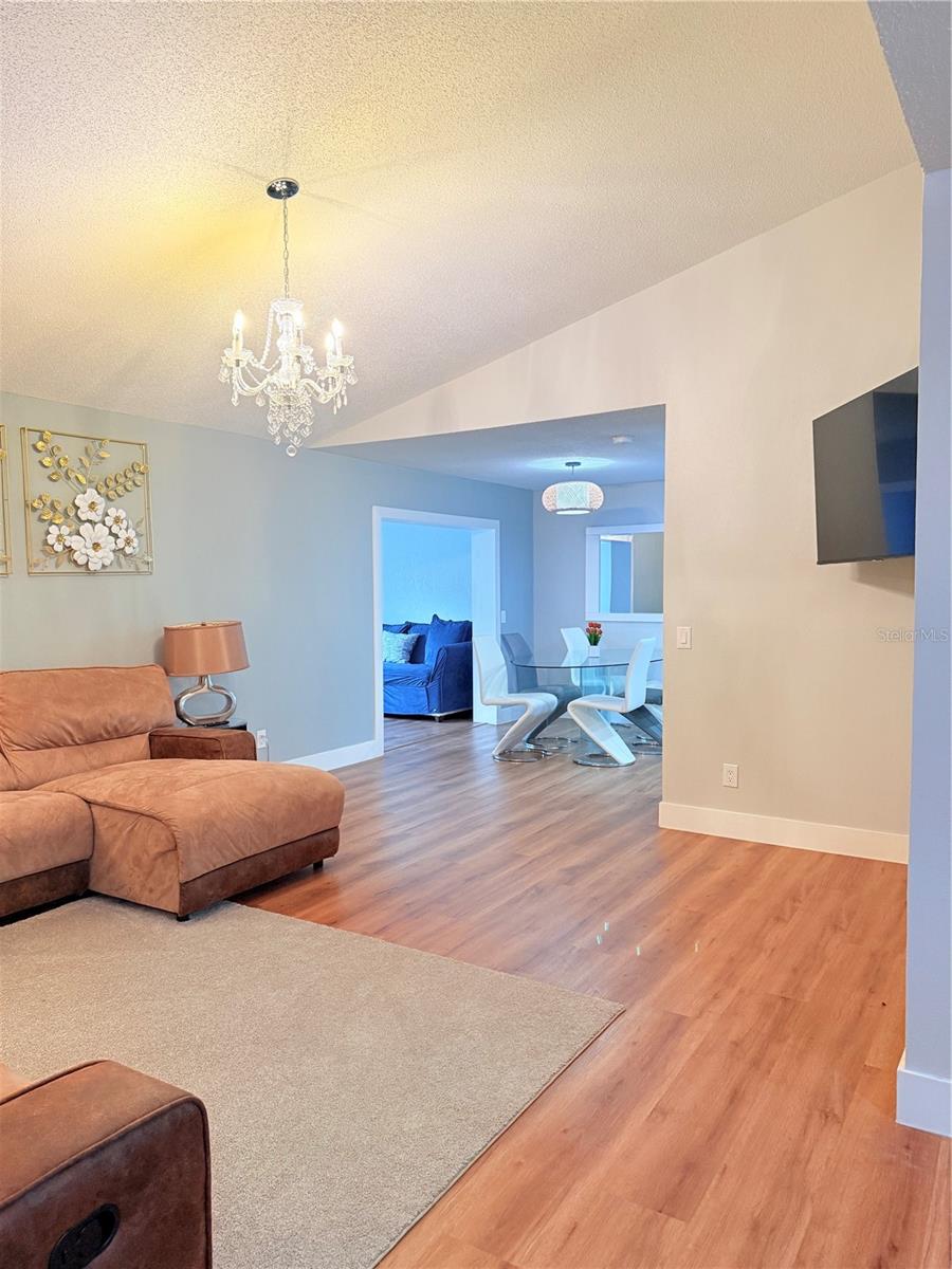 LAKEVIEW VILLAGE SEC K UNI - Residential Lease