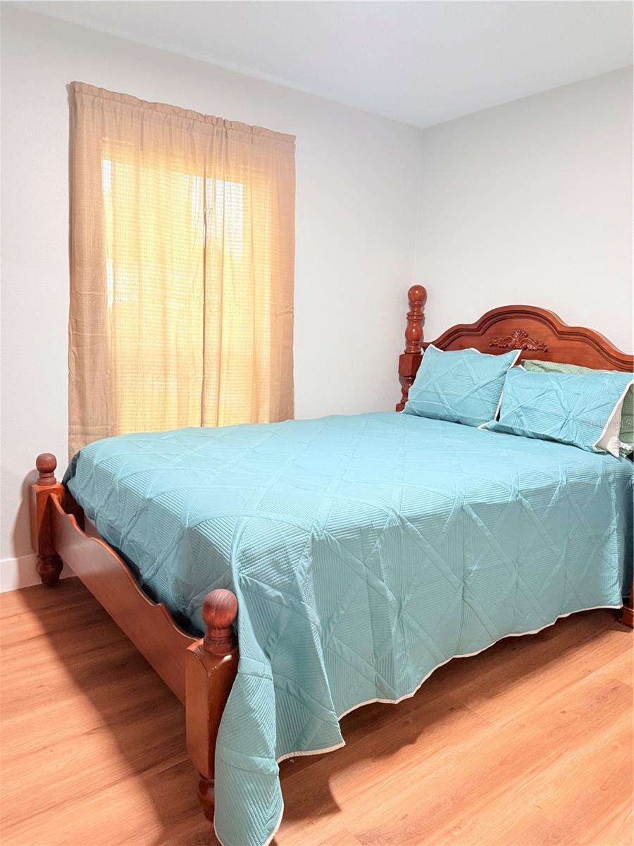 LAKEVIEW VILLAGE SEC K UNI - Residential Lease