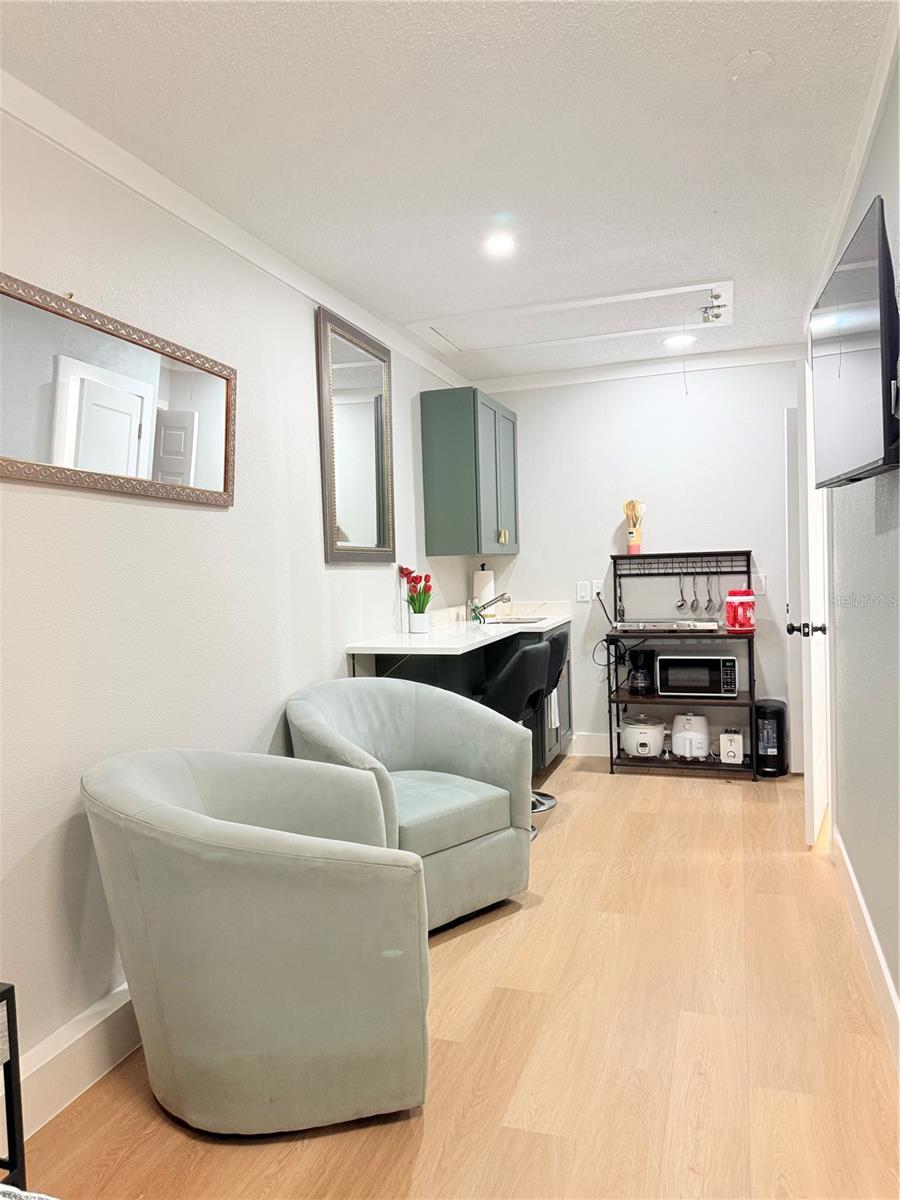 LAKEVIEW VILLAGE SEC K UNI - Residential Lease