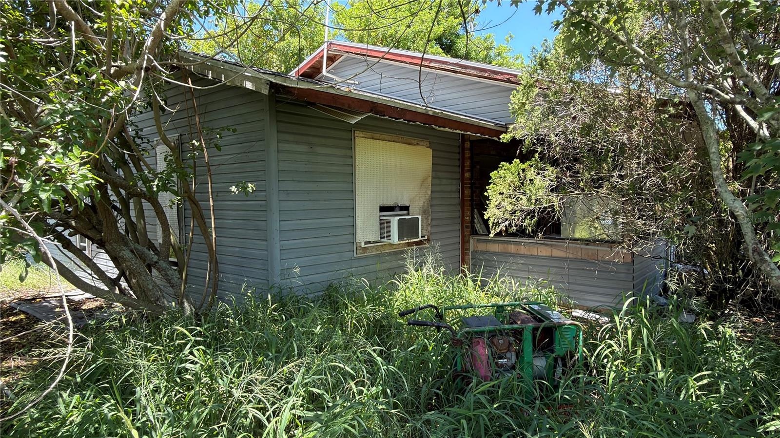 ACREAGE - Residential