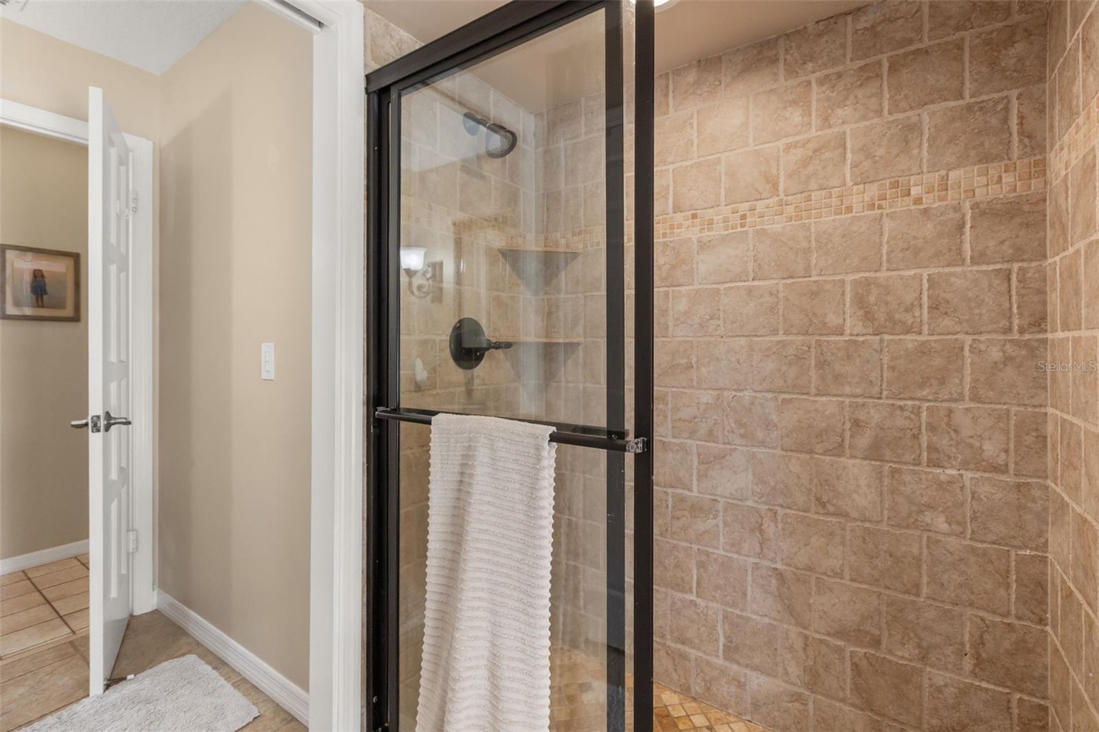 SPRING LAKE HILLS SEC 4 - Residential Lease