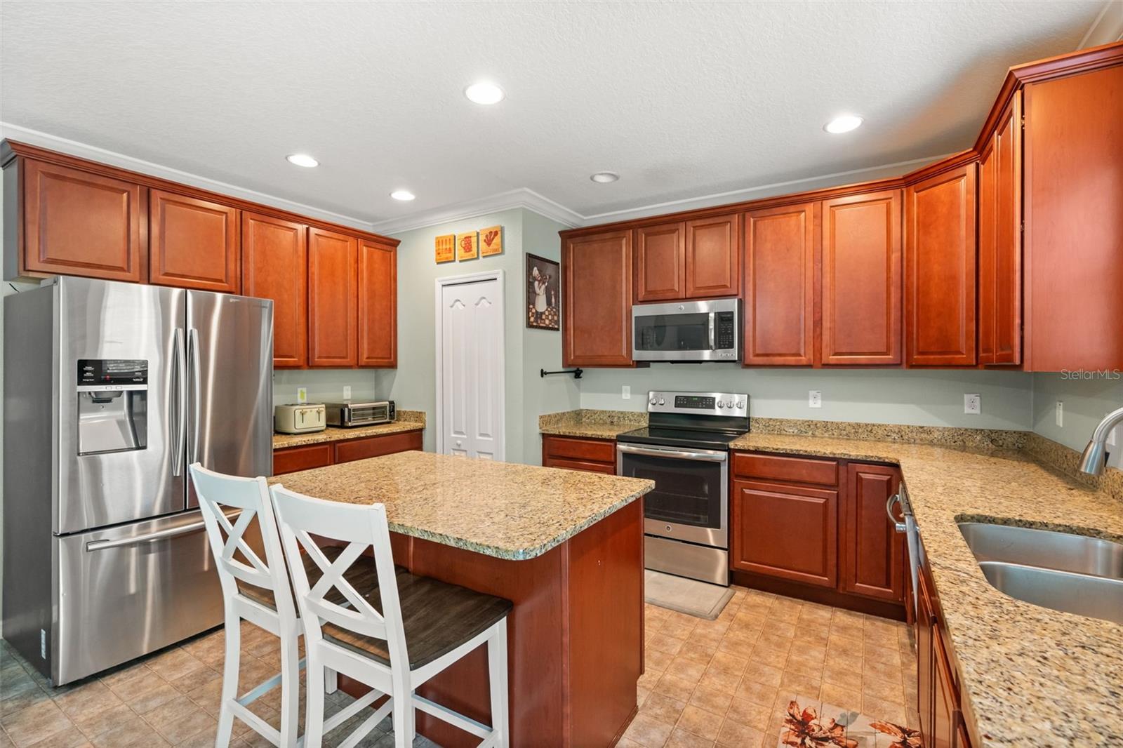 LIBERTY SQUARE - Residential