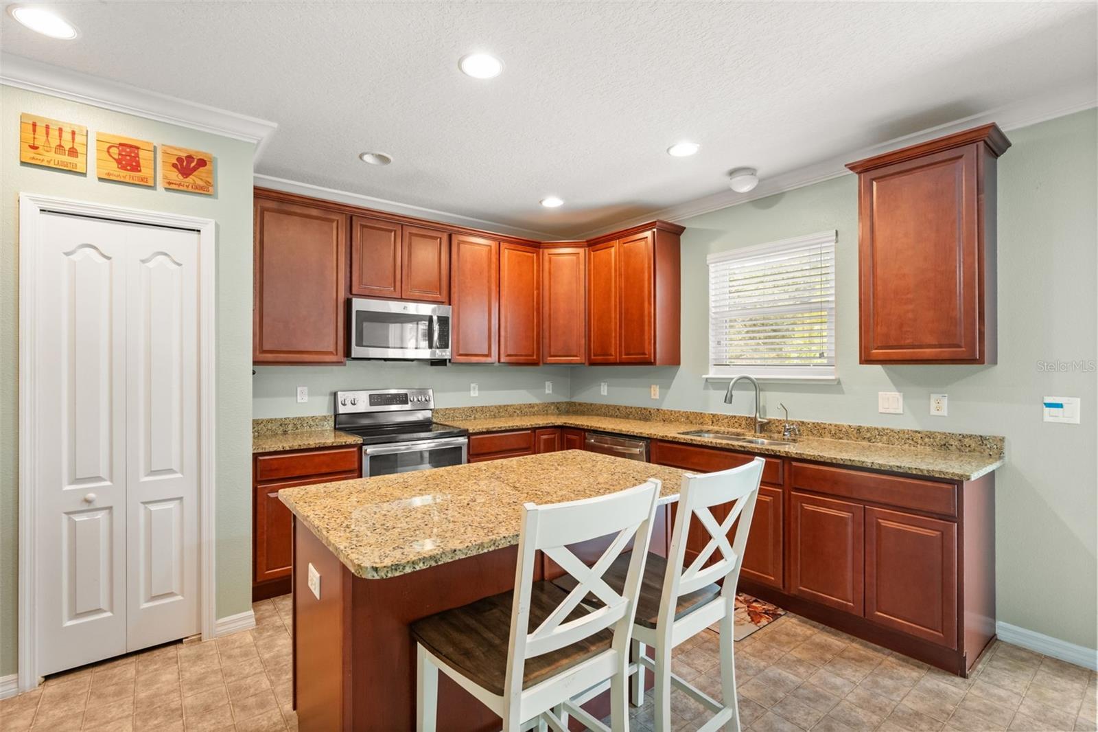 LIBERTY SQUARE - Residential