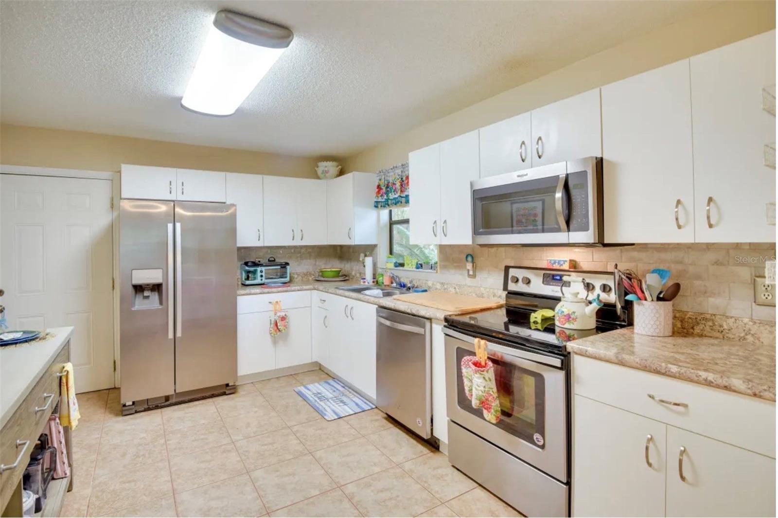 FLORIDA SHORES 01 - Residential