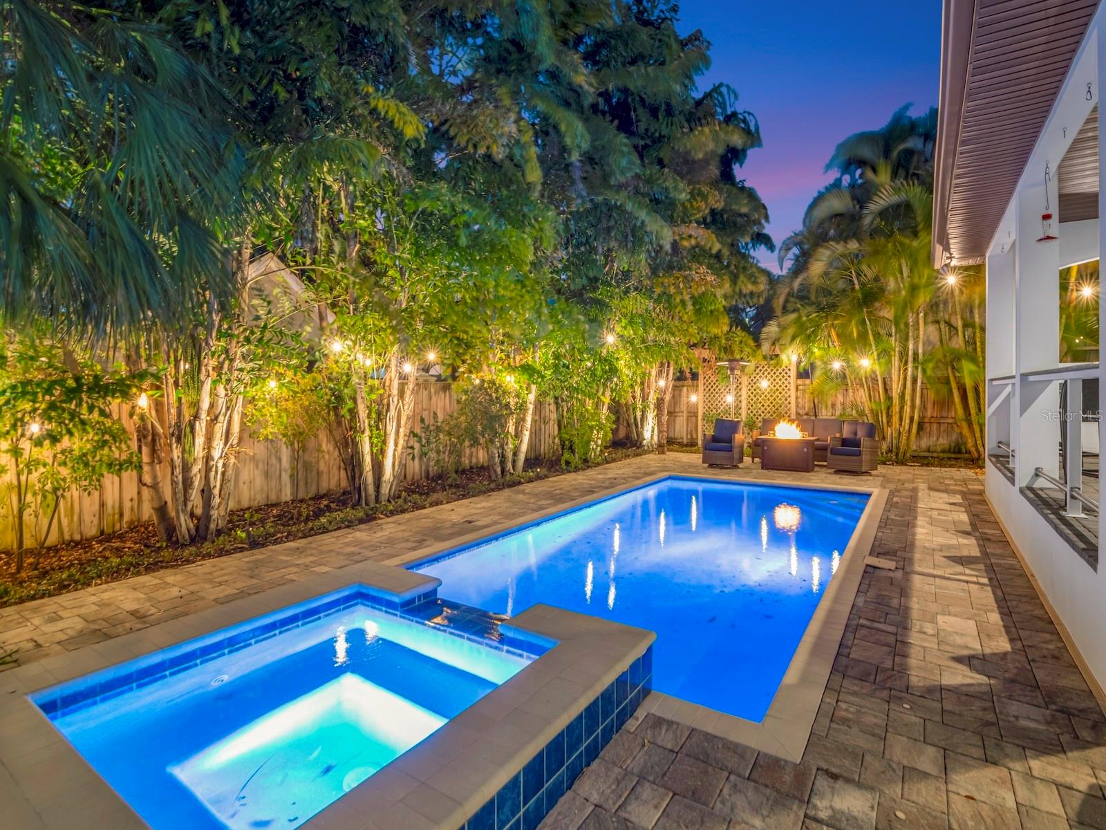 DAVIS ISLANDS PB10 PG52 TO 57 - Residential