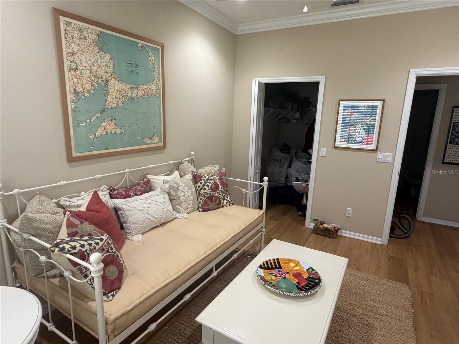 PELICAN POINTE GOLF & COUNTRY CLUB - Residential Lease