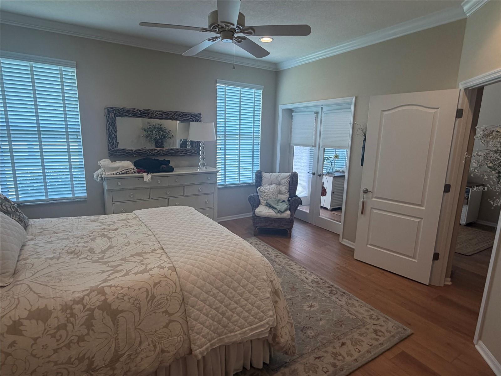 PELICAN POINTE GOLF & COUNTRY CLUB - Residential Lease