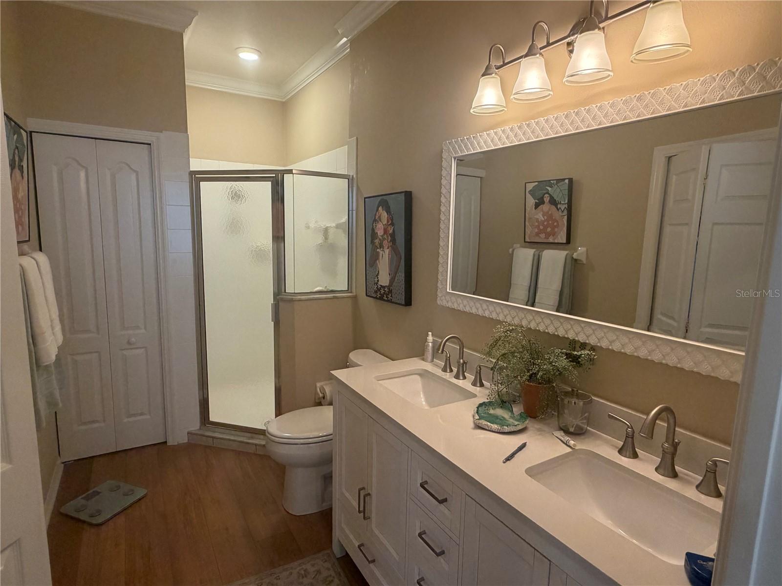 PELICAN POINTE GOLF & COUNTRY CLUB - Residential Lease