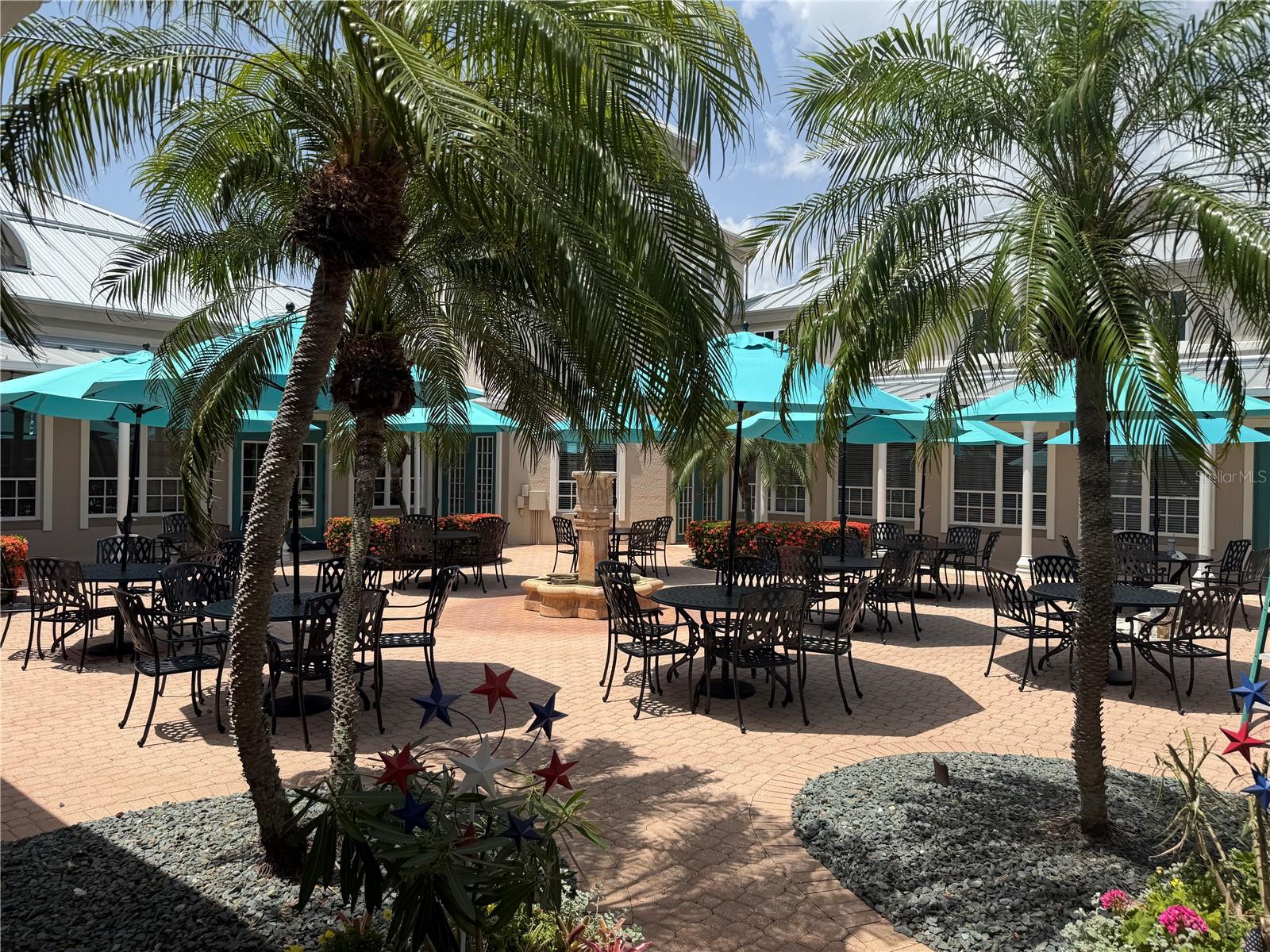 PELICAN POINTE GOLF & COUNTRY CLUB - Residential Lease