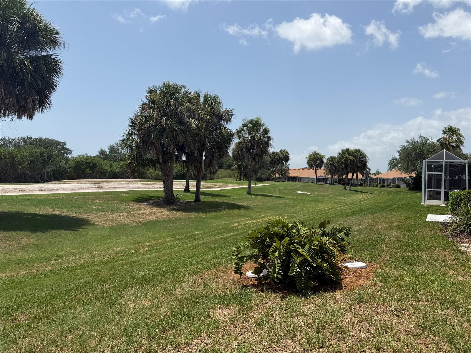 PELICAN POINTE GOLF & COUNTRY CLUB - Residential Lease