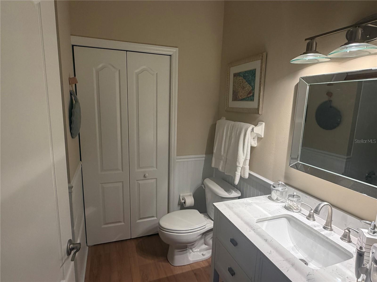 PELICAN POINTE GOLF & COUNTRY CLUB - Residential Lease