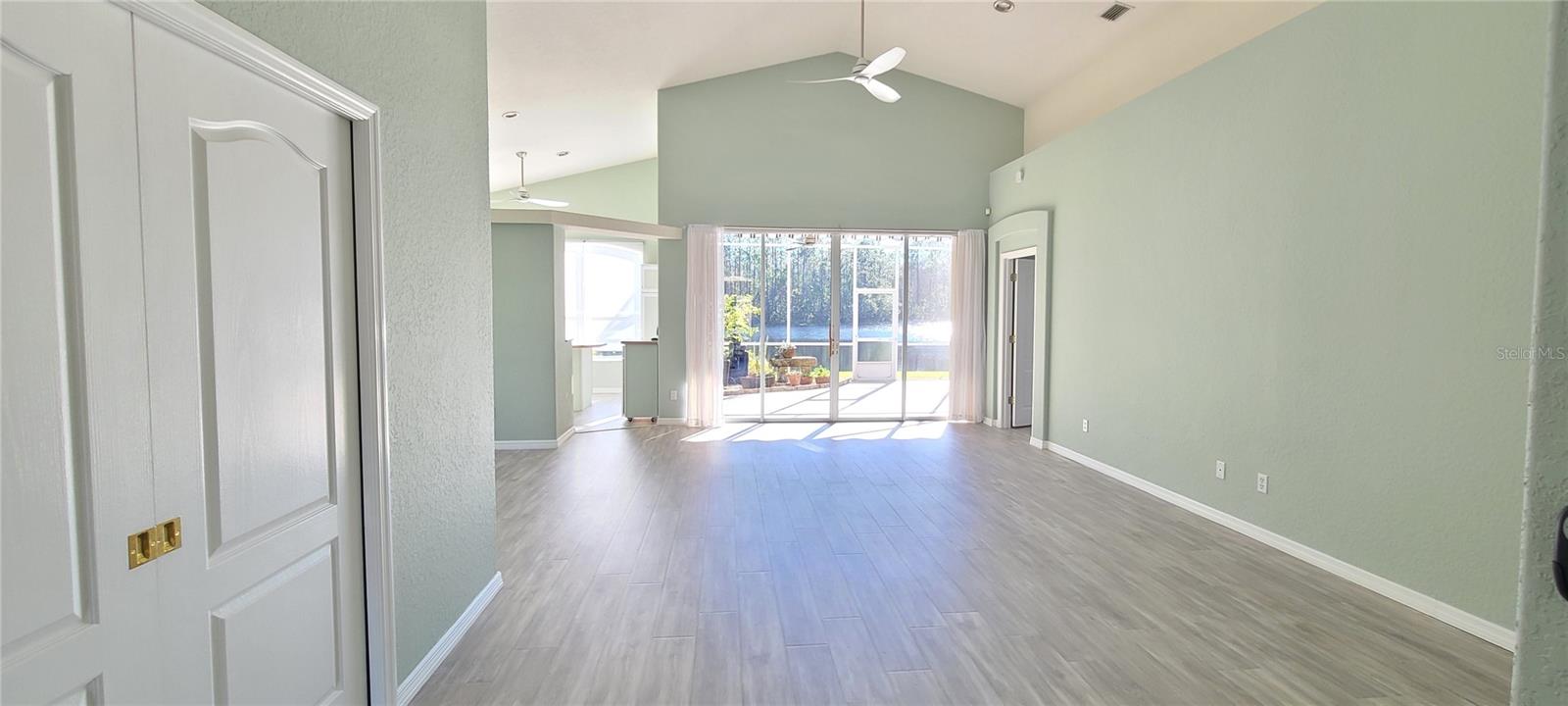 CYPRESS HEAD PH 02A - Residential Lease