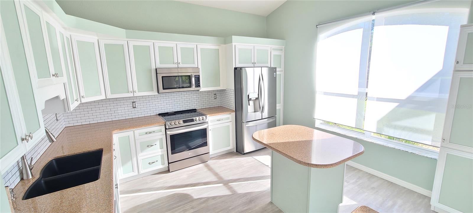 CYPRESS HEAD PH 02A - Residential Lease