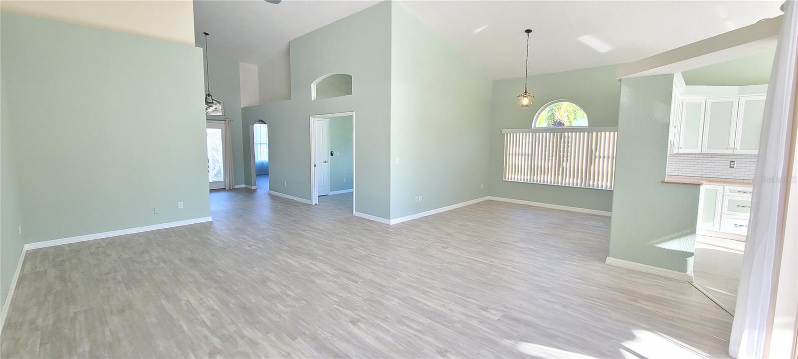 CYPRESS HEAD PH 02A - Residential Lease