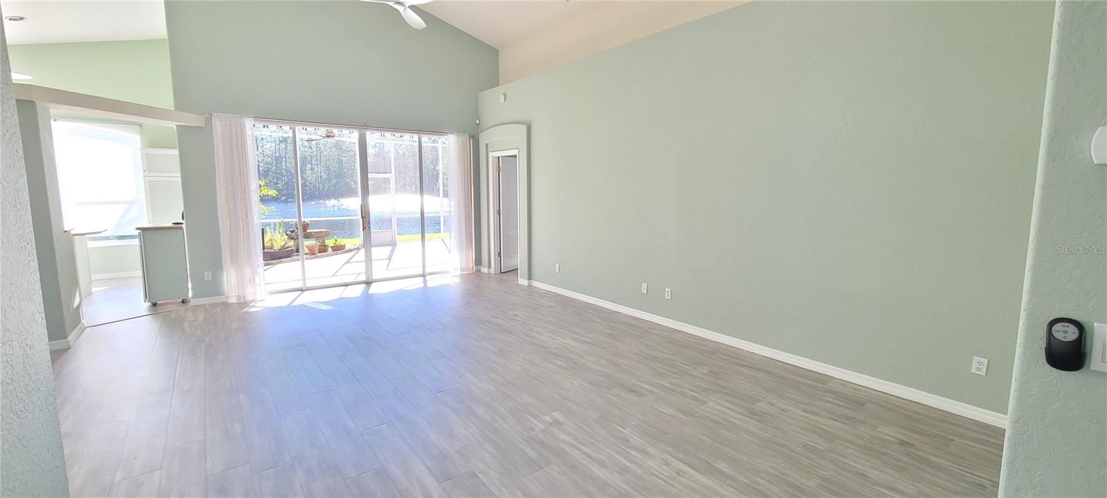 CYPRESS HEAD PH 02A - Residential Lease