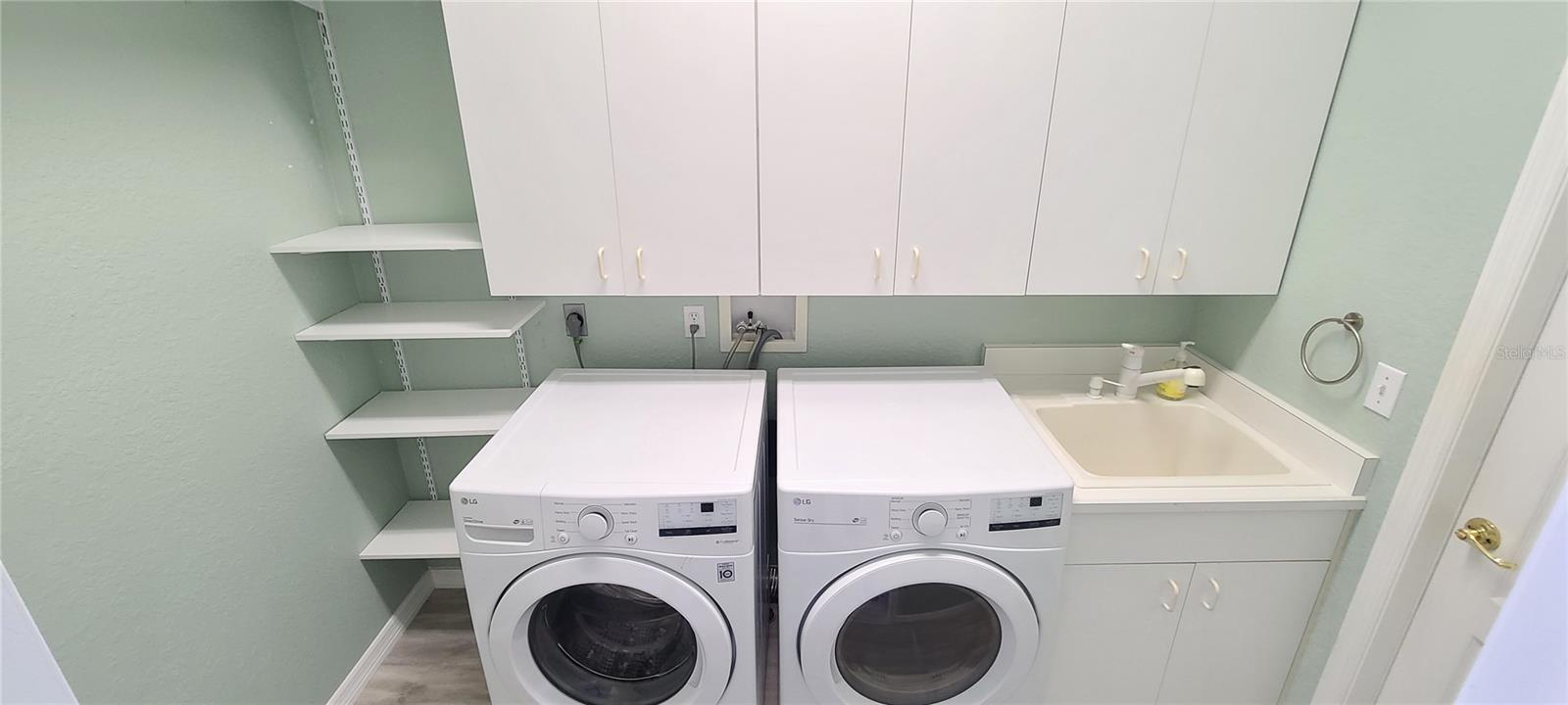 CYPRESS HEAD PH 02A - Residential Lease
