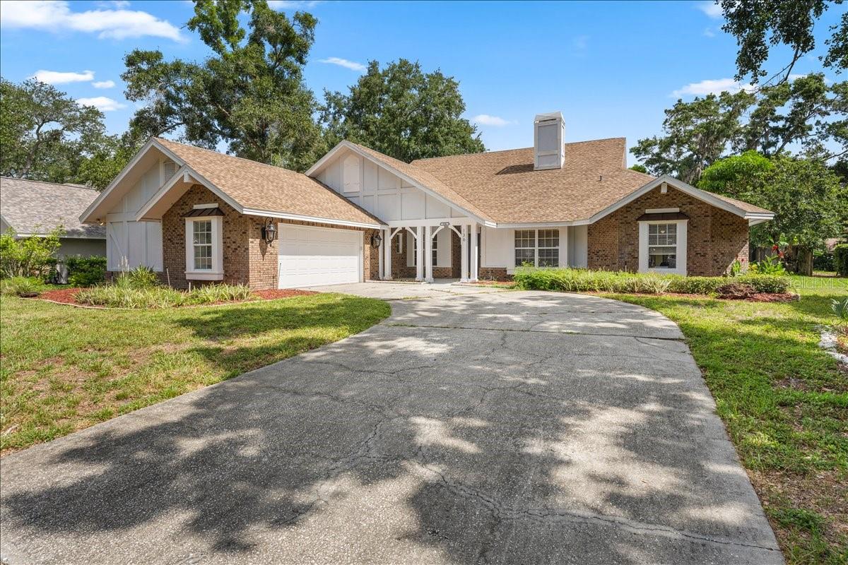 BARRINGTON OAKS WEST - Residential