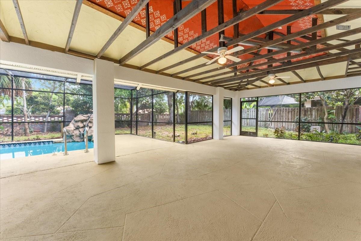 BARRINGTON OAKS WEST - Residential